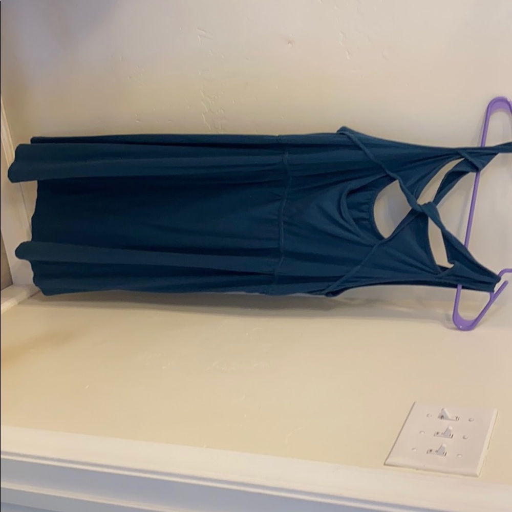 Dress - Picture 2 of 5